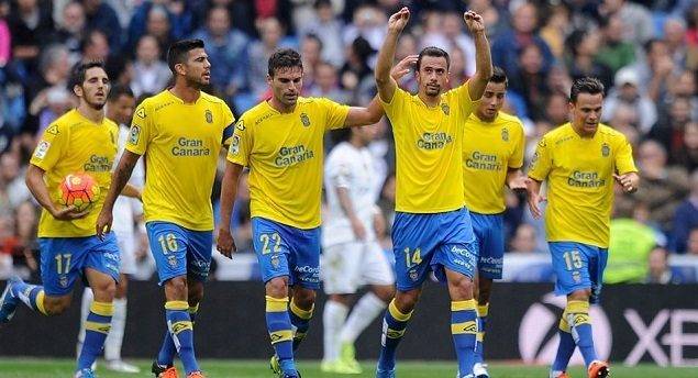 包含塞维利亚意外失分，冠军争夺前景不容乐观的词条